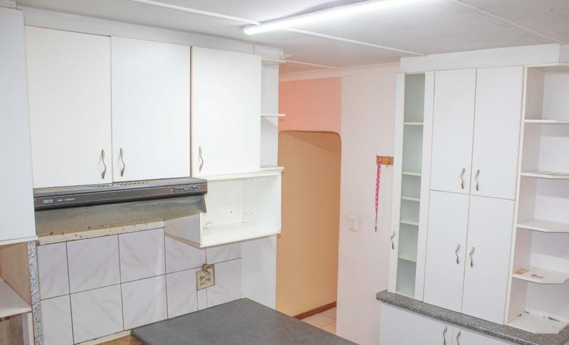 4 Bedroom Property for Sale in Klein Parys Western Cape